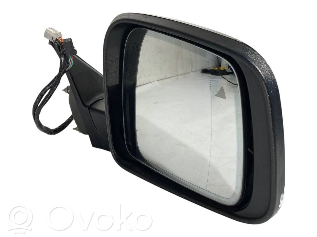 Spogulis (elektriski vadāms)