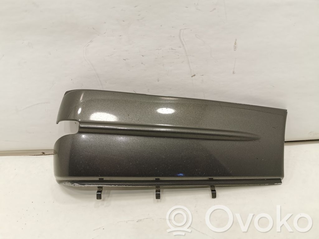 Apakšējais režģis (trīsdaļīgs)