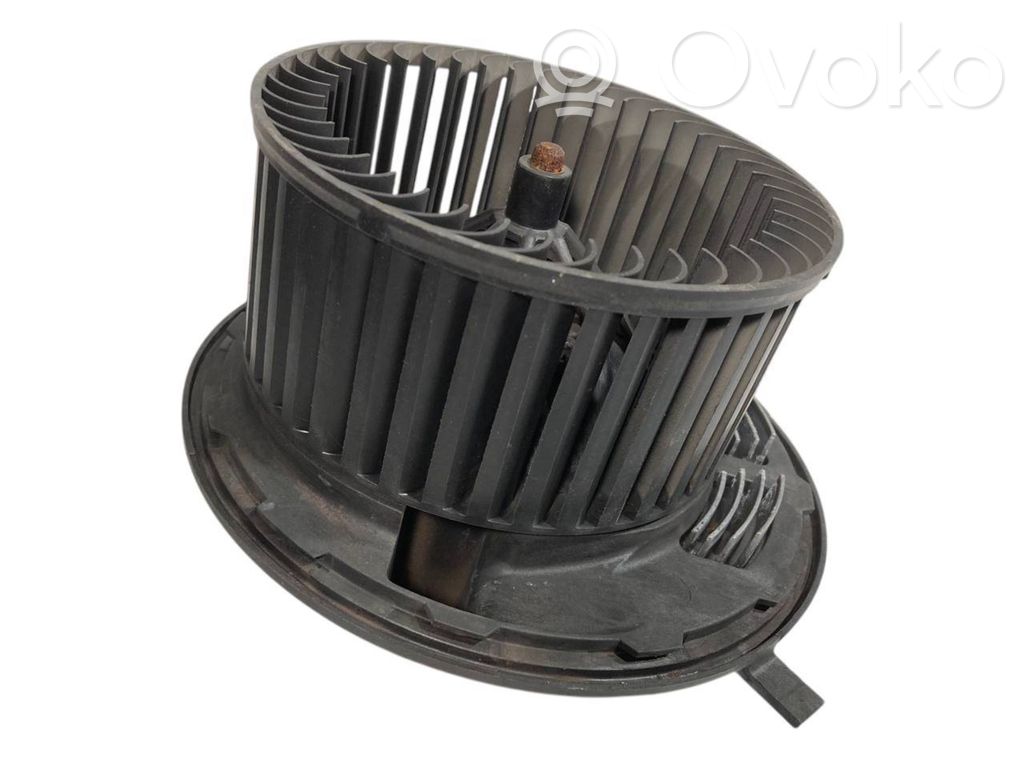 Mazā radiatora ventilators