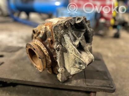 Aizmugurējais reduktors