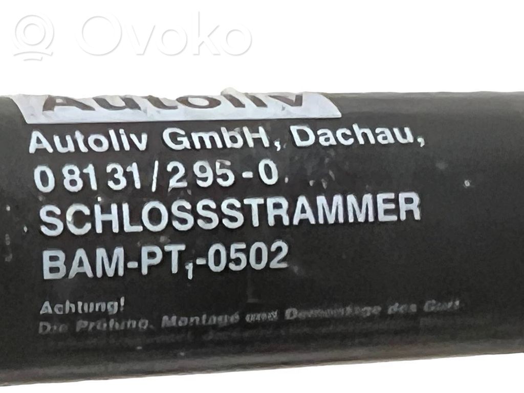 Priekšējās jostas sprādze