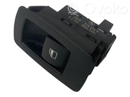 Power window switch