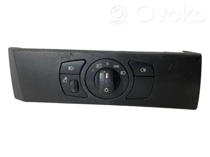 Headlight switch