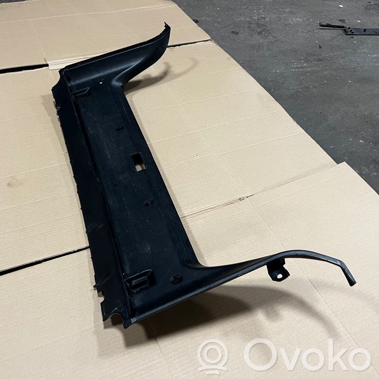 Cita veida bagāžnieka dekoratīvās apdares detaļa