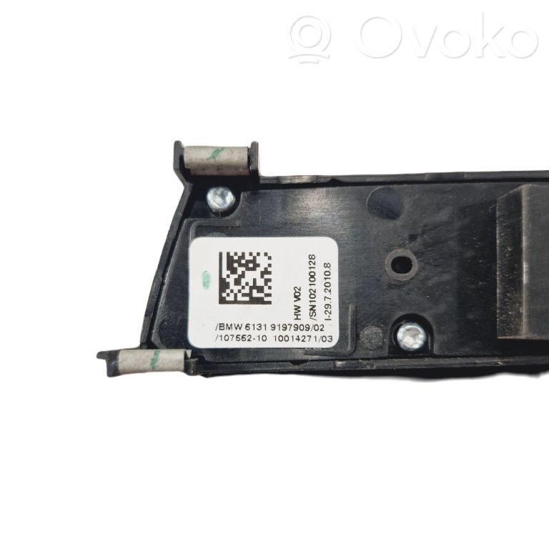 ESP (Electronic Stability Program) switch