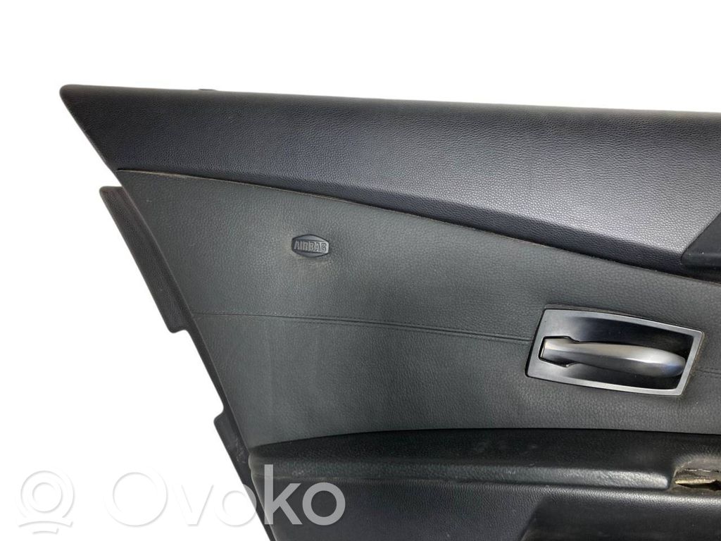Rear door trim