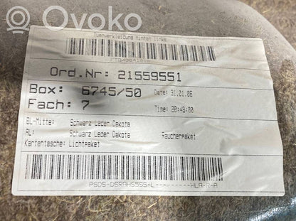 Apšuvums aizmugurējām durvīm