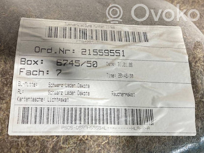 Apšuvums aizmugurējām durvīm