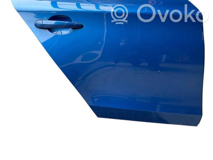 Aizmugurējās durvis