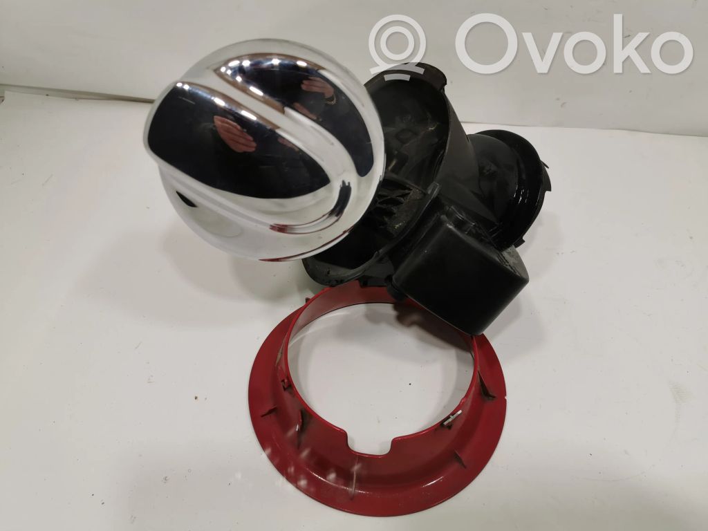 Крышка топливного бака