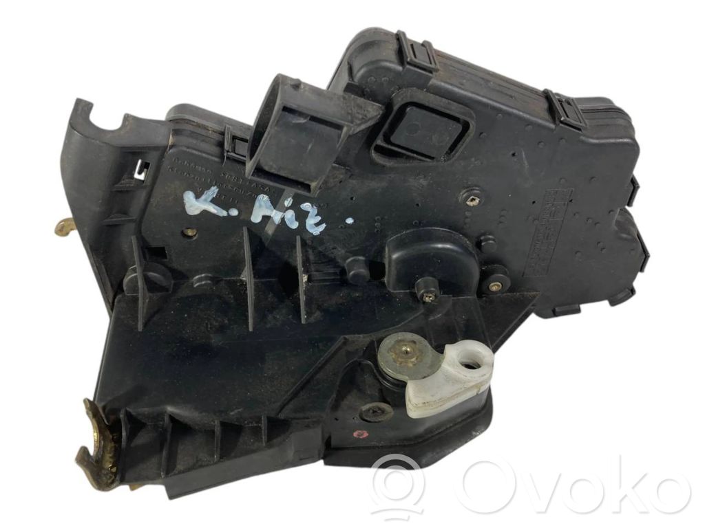 Aizmugurē slēdzene