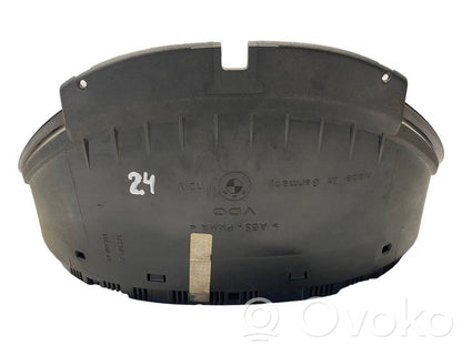 Speedometer (in the instrument panel)