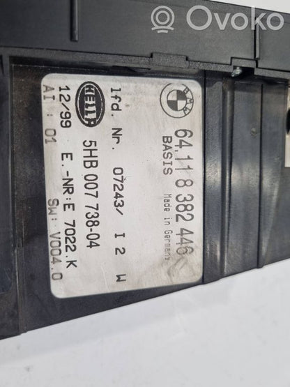 Gaisa kondicioniera / klimata kontroles / salona apsildes vadības bloks (salonā)