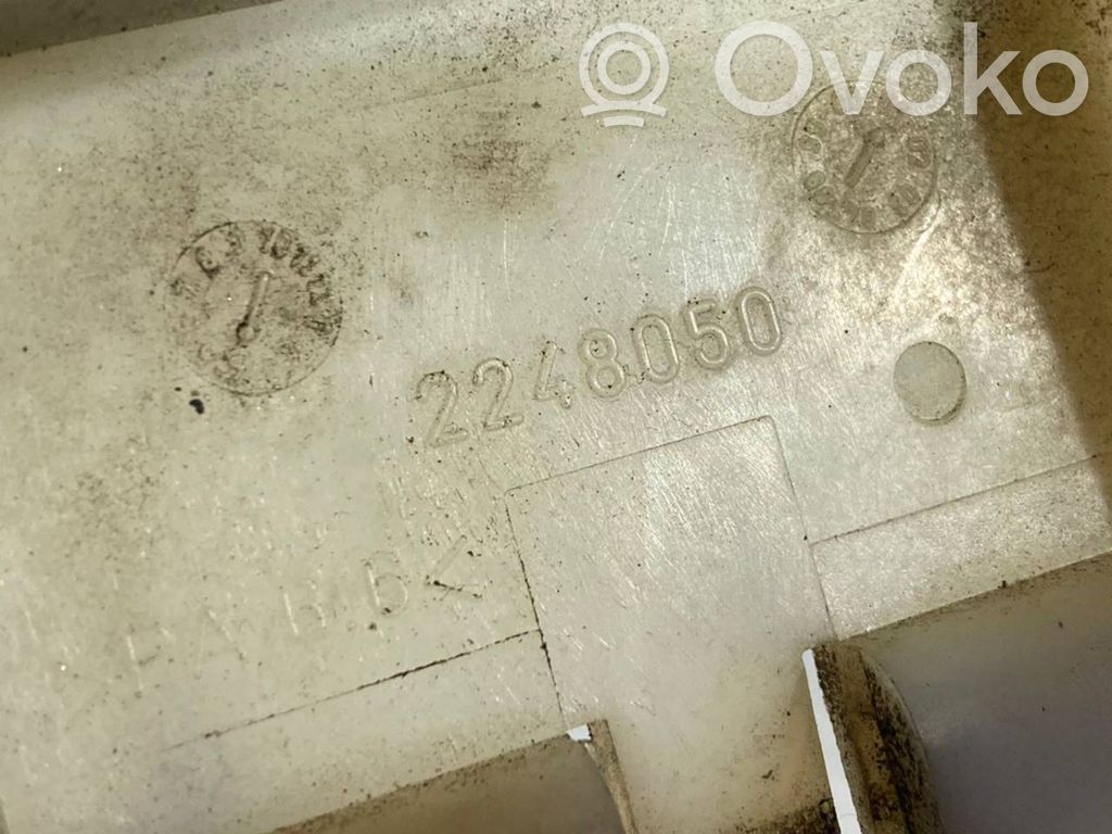 Dzesēšanas šķidruma izplešanās tvertne