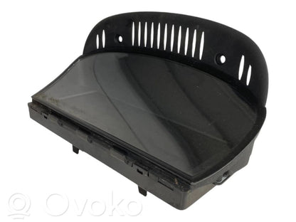 Ekrāns / displejs / mazais ekrāns