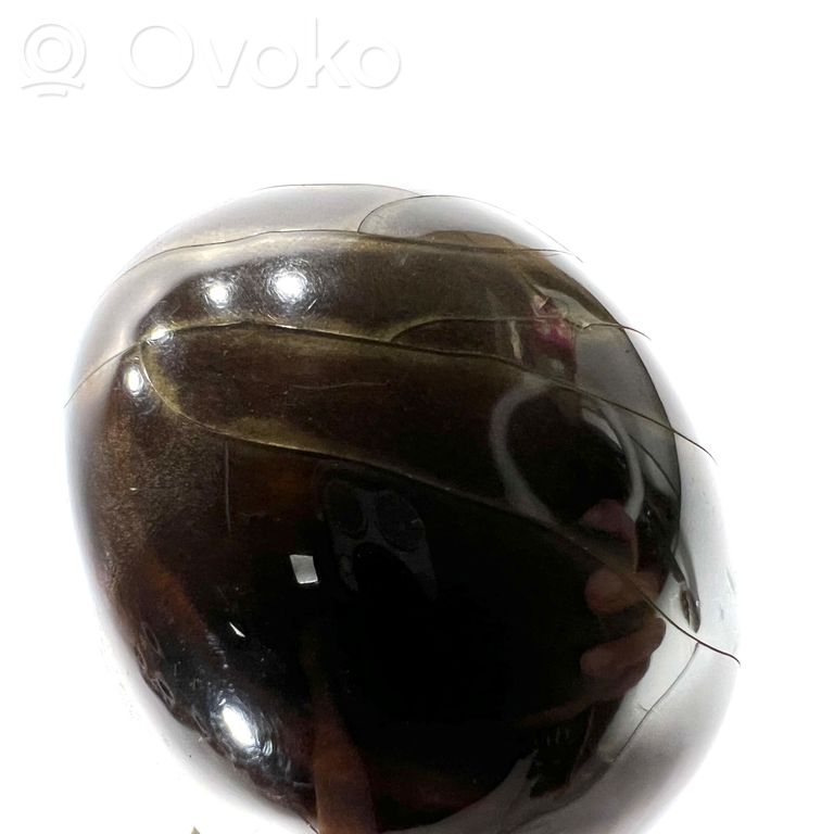 Ātrumu pārslēgšanas sviras dekoratīvā apdare (āda, uzgalis)