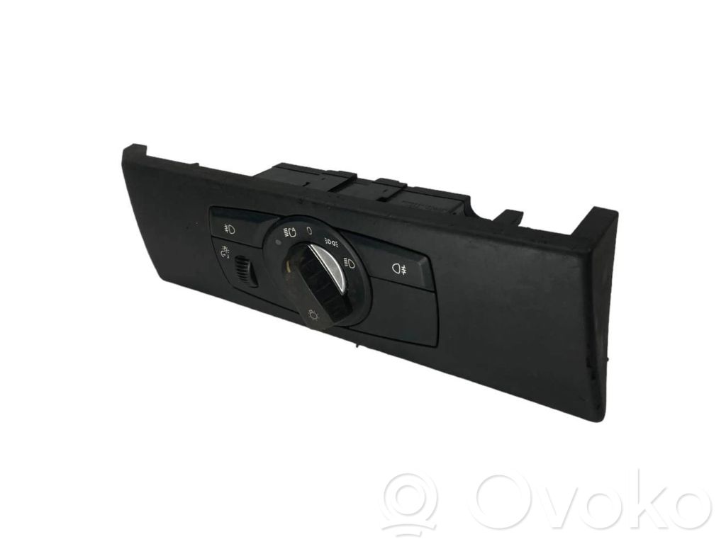 Headlight switch