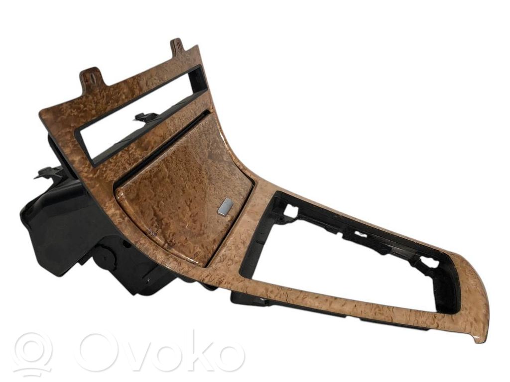 Decorative decoration