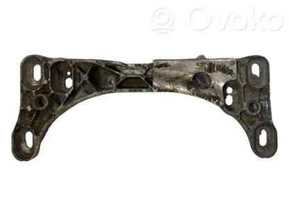 Transmission mounting bracket