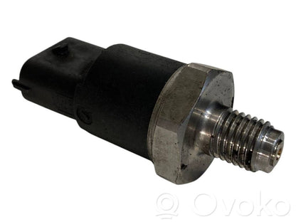 Манометр давления топлива