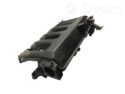 Впускной коллектор