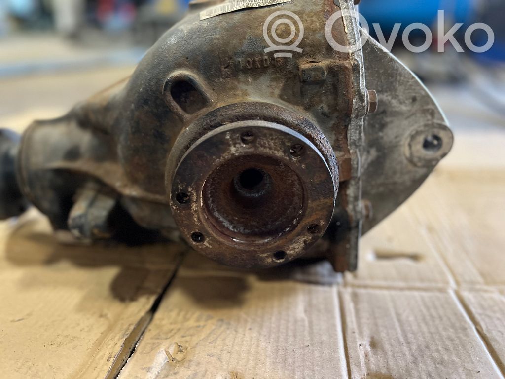 Aizmugurējais reduktors