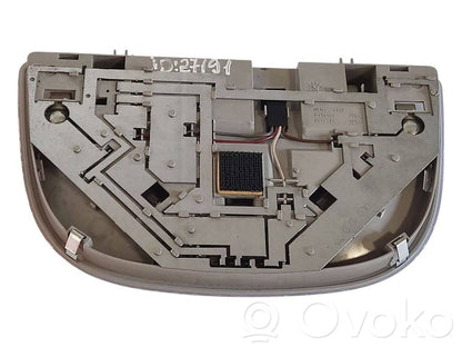 Aizmugurējo vietu apgaismojums