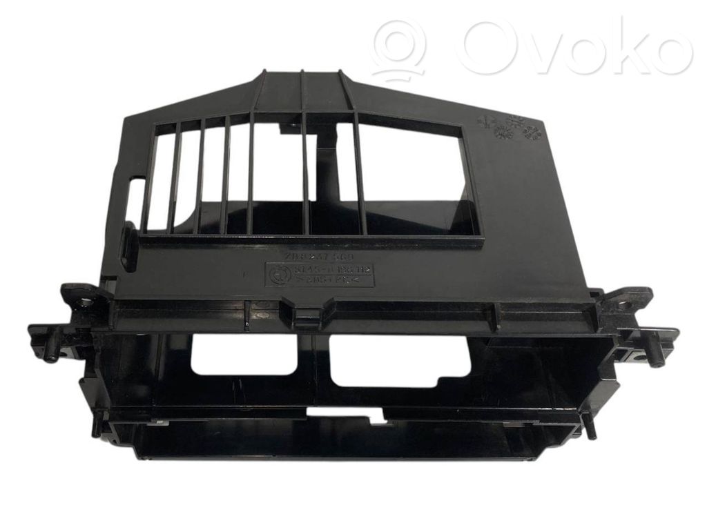 Декоративная отделка радио/навигации