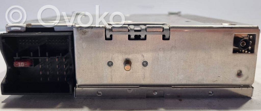 Радио / CD/DVD-плеер / навигация