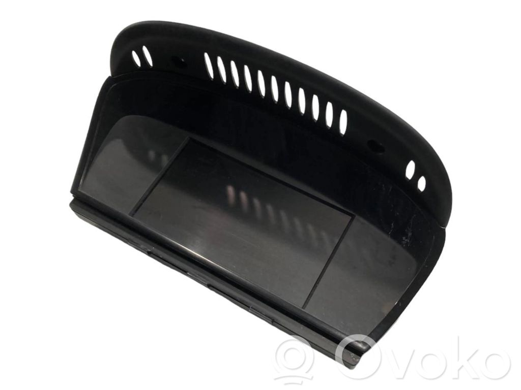 Ekrāns / displejs / mazais ekrāns