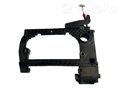 Holder/bracket for external opening handle at the front