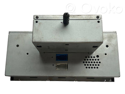 Radio / CD/DVD atskaņotājs / navigācija