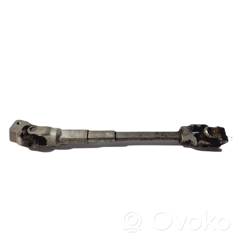 Stūresrata ass krustsavienojums