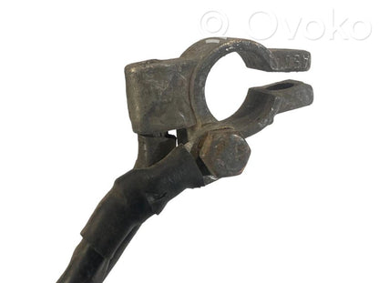 Dzinēja vadu instalācija