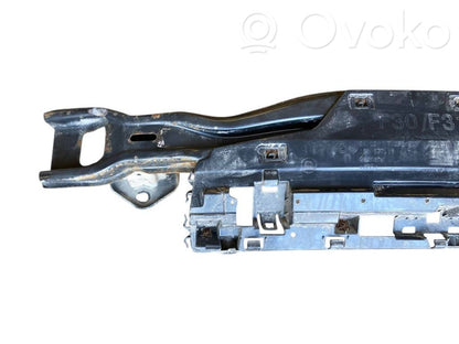 Aizmugurē bampera balka