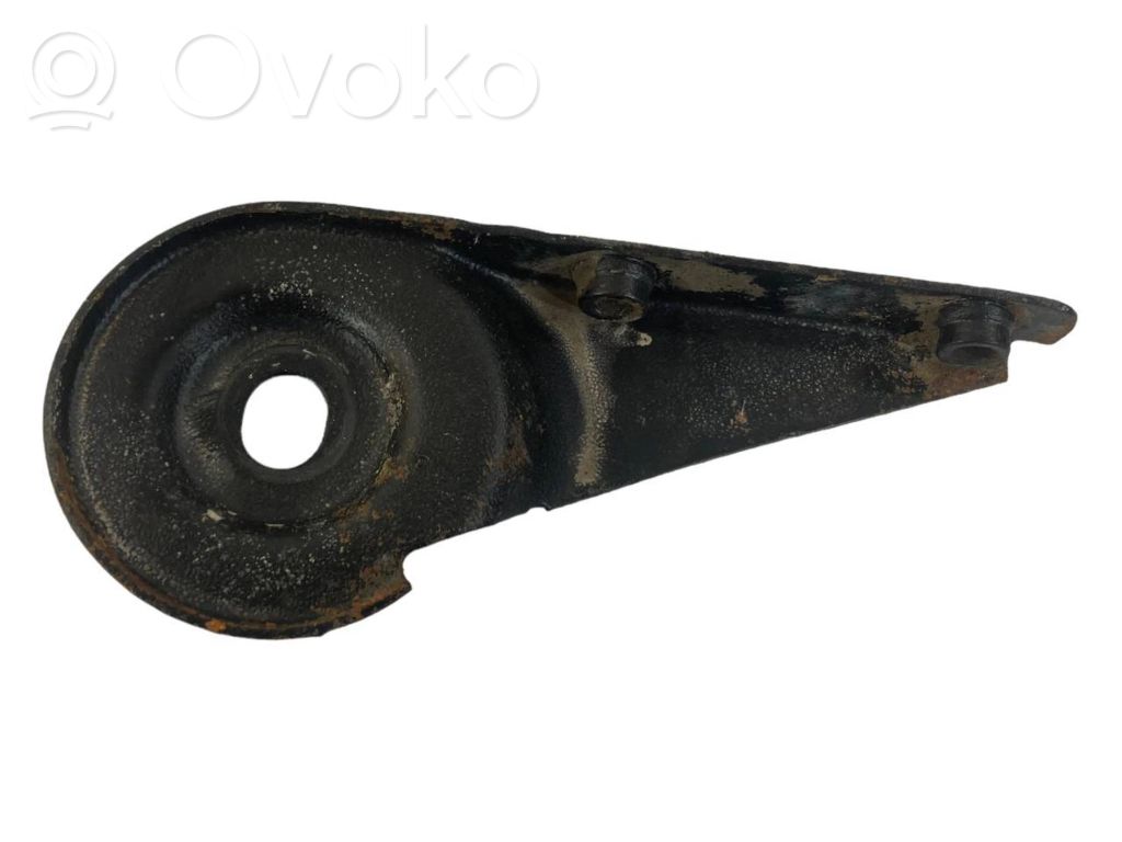 Aizmugurējā bufera atbalsta stienis