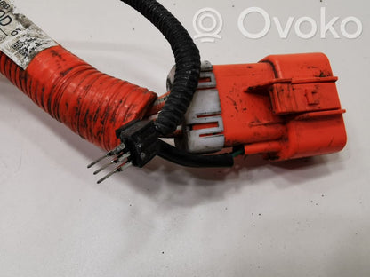 Elektriskās automašīnas uzlādes ligzda