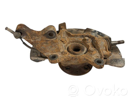 Priekšējā riteņa rumbas vārpstas šarnīrs (stupica, capfa)