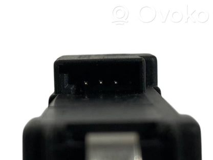 Avārijas lukturu slēdzis