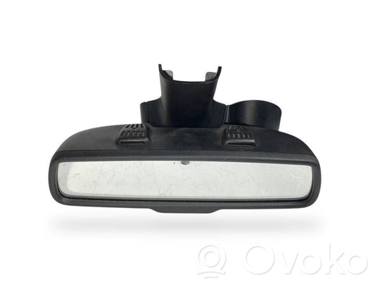 Atpakaļskata spogulis (salonā)