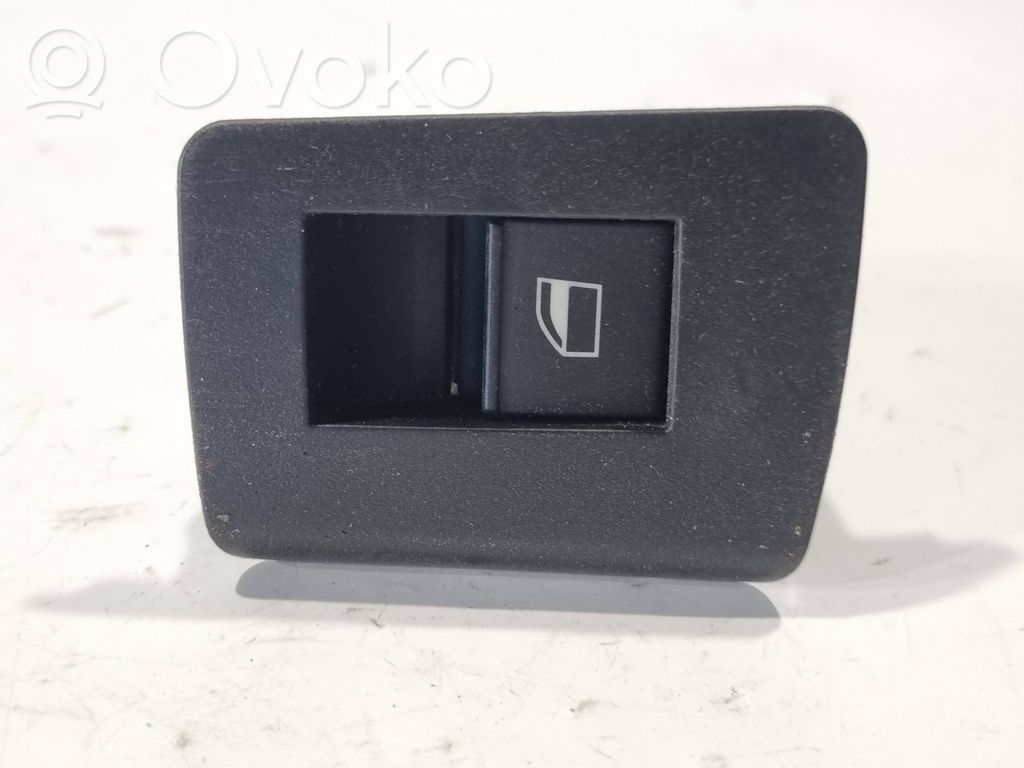 Elektrisko logu slēdzis