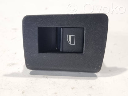 Power window switch