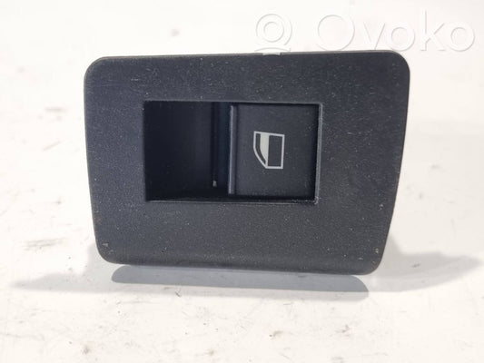Power window switch