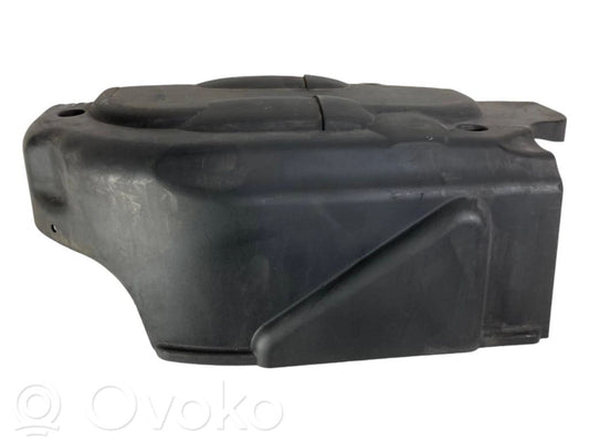 Engine cover (decorative trim)