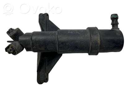 Lukturu mazgātāja sprausla (-as)