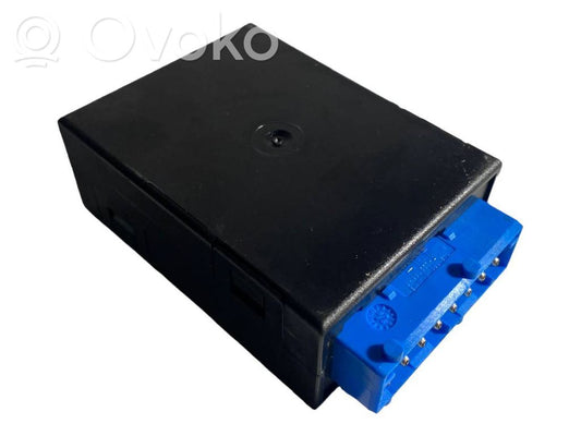 Window wiper relay