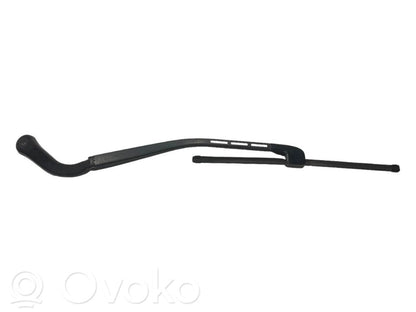 Windshield wiper arm