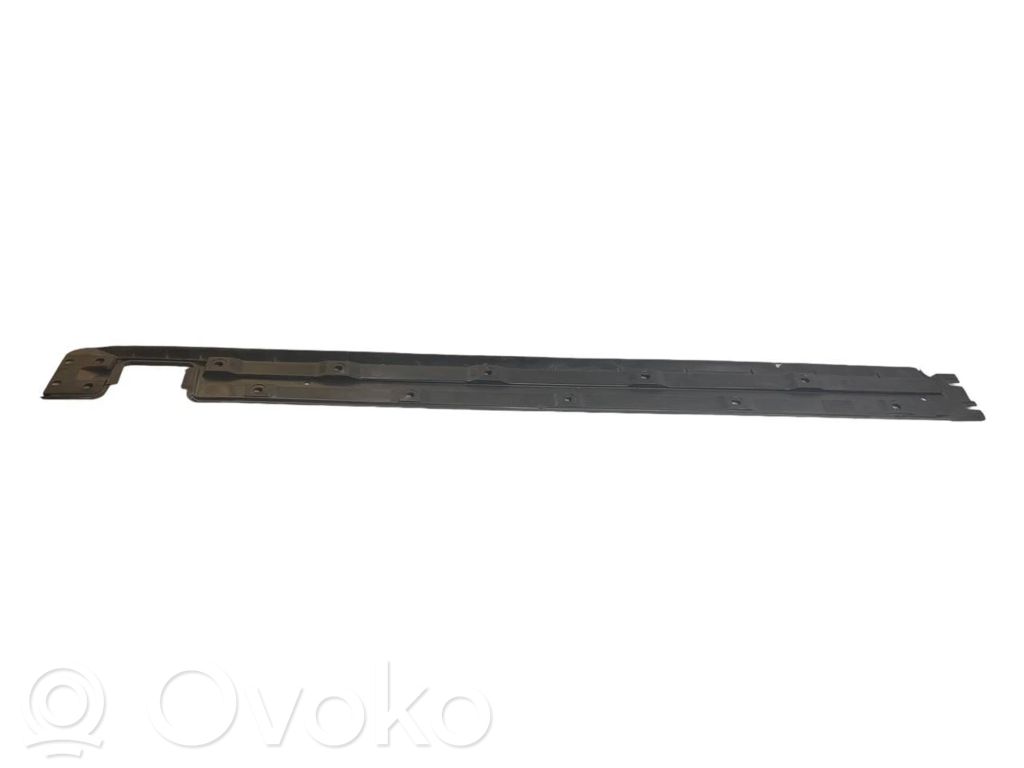 Side underbody protection