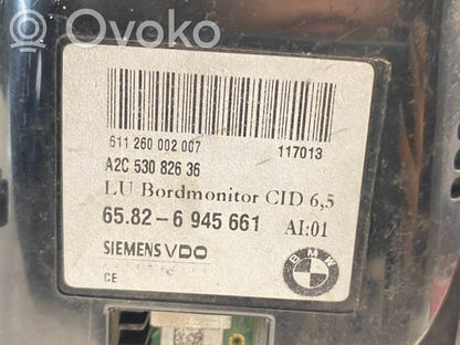 Ekrāns / displejs / mazais ekrāns