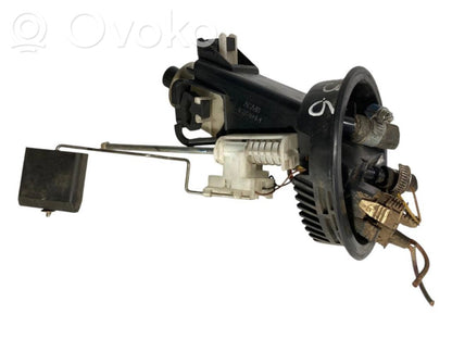 Fuel pump (in the fuel tank)